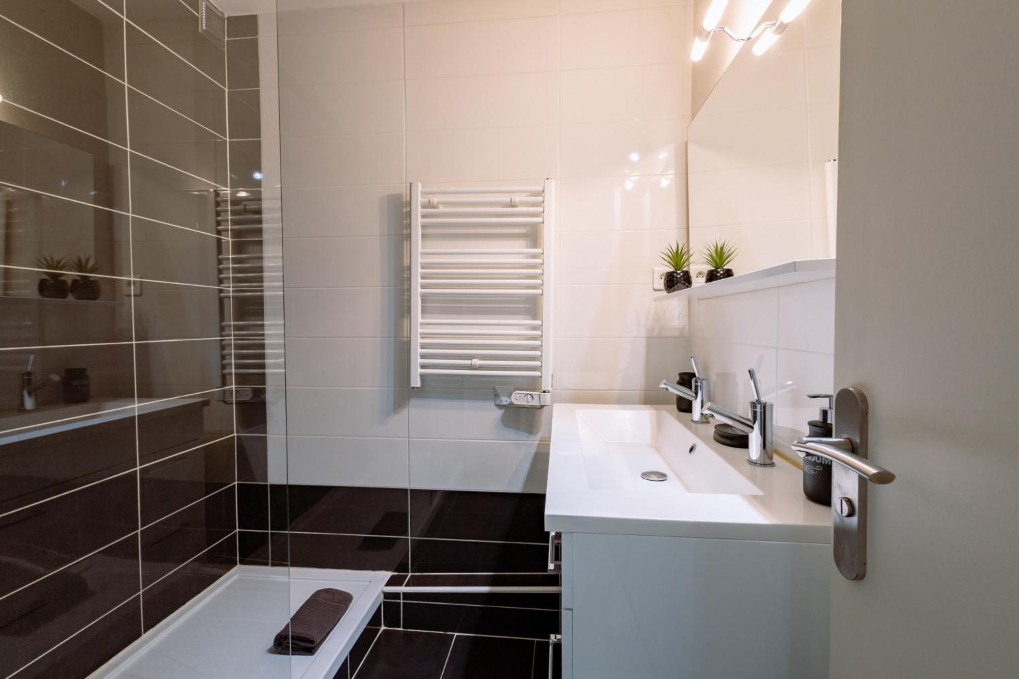 L'Eveche - T3 Spacieux & Traversant En Hypercentre Castres (Tarn) Exterior foto
